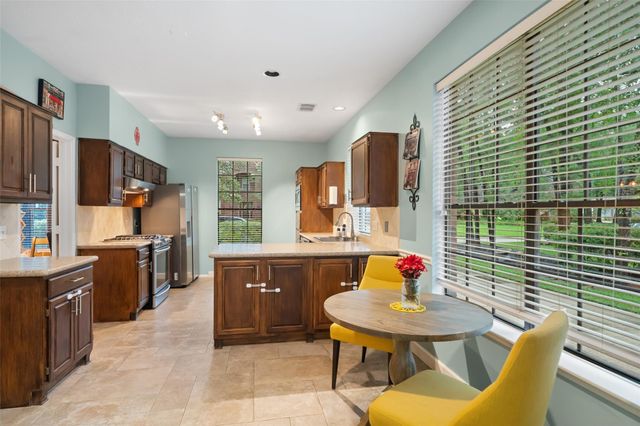 84 E Stony End Place, The Woodlands, TX 77381