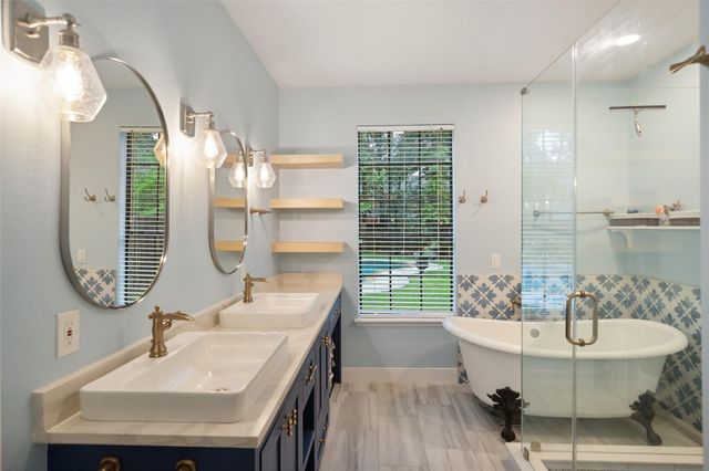 84 E Stony End Place, The Woodlands, TX 77381