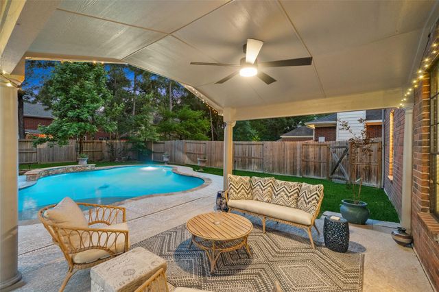 84 E Stony End Place, The Woodlands, TX 77381