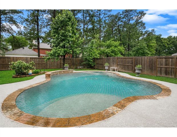 84 E Stony End Place, The Woodlands, TX 77381