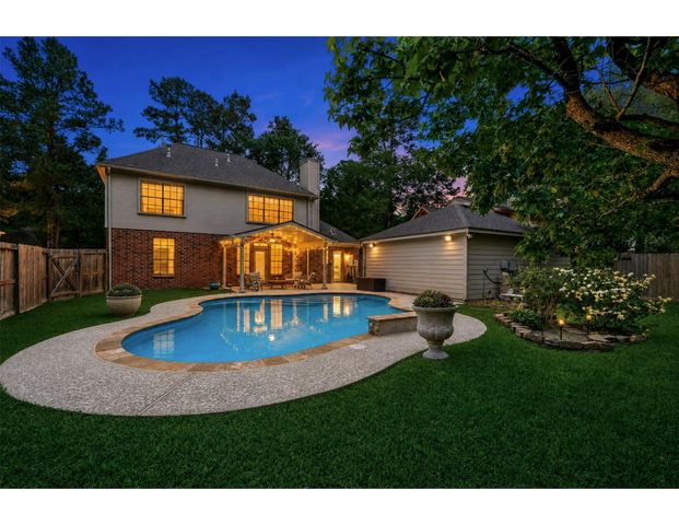 84 E Stony End Place, The Woodlands, TX 77381