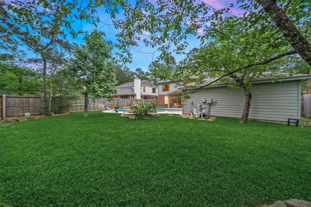 84 E Stony End Place, The Woodlands, TX 77381