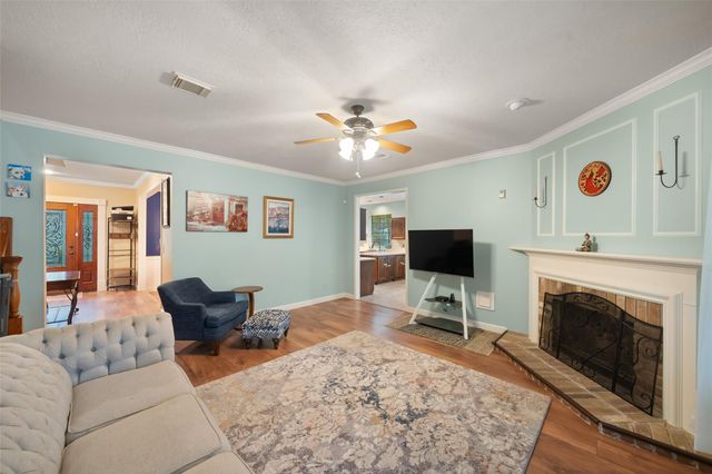 84 E Stony End Place, The Woodlands, TX 77381