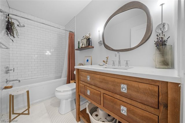 1840 Hickory Lane 27, Broadview Heights, OH 44147