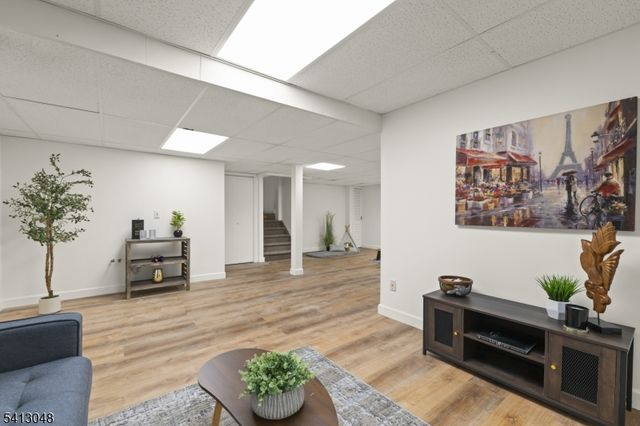 30 Silver Spring Rd, Millburn Twp., NJ 07078