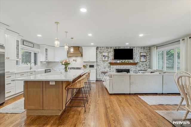 9 Linden Lane, Wayne, NJ 07470