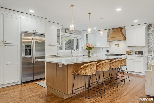 9 Linden Lane, Wayne, NJ 07470