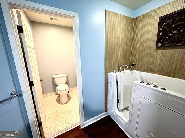803 Dunwoody Chace, Sandy Springs, GA 30328
