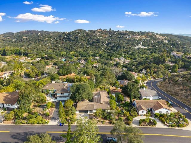 9817 Sage Hill, Escondido, CA 92026