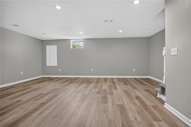 1709 Chadwick Cove, Louisburg, KS 66053