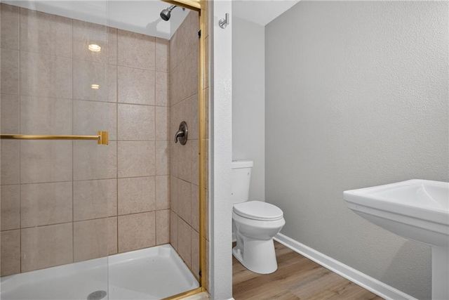 1709 Chadwick Cove, Louisburg, KS 66053