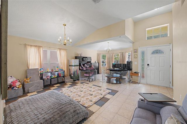 4756 WHISPERING WIND AVENUE, Tampa, FL 33614