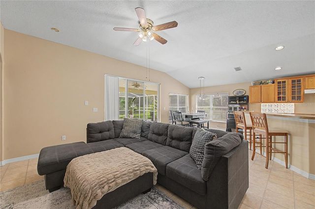 4756 WHISPERING WIND AVENUE, Tampa, FL 33614