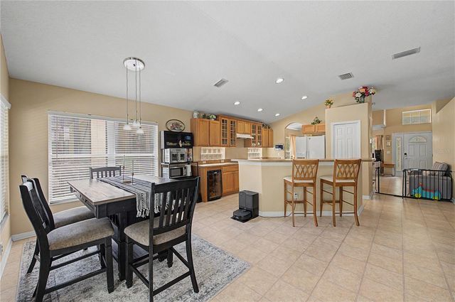 4756 WHISPERING WIND AVENUE, Tampa, FL 33614