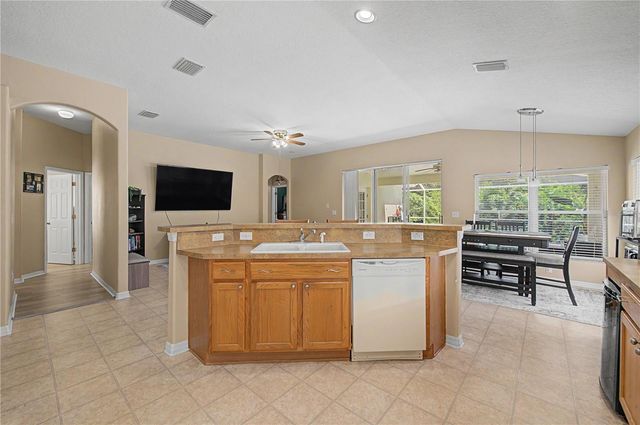 4756 WHISPERING WIND AVENUE, Tampa, FL 33614