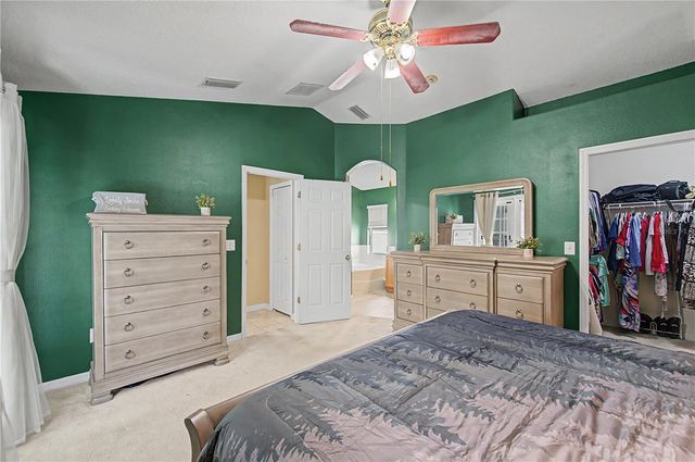 4756 WHISPERING WIND AVENUE, Tampa, FL 33614