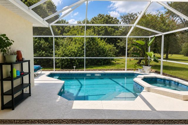 4756 WHISPERING WIND AVENUE, Tampa, FL 33614