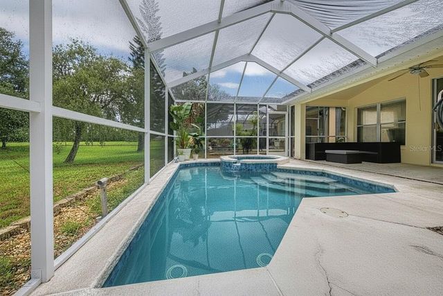 4756 WHISPERING WIND AVENUE, Tampa, FL 33614