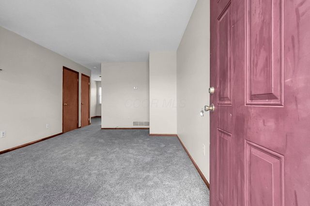 7385-7395 Cimmaron Station, Columbus, OH 43235