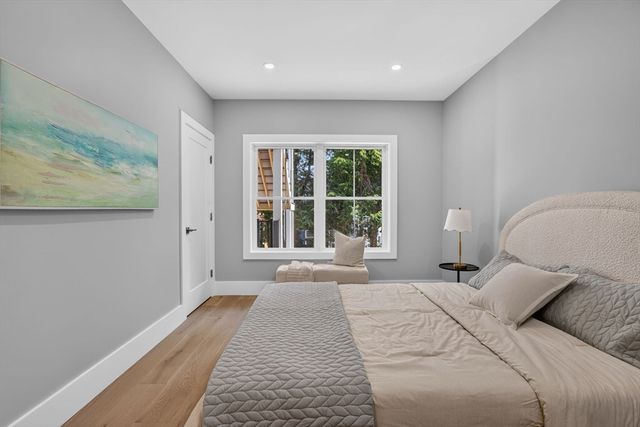 131 Hudson Street 1, Somerville, MA 02144