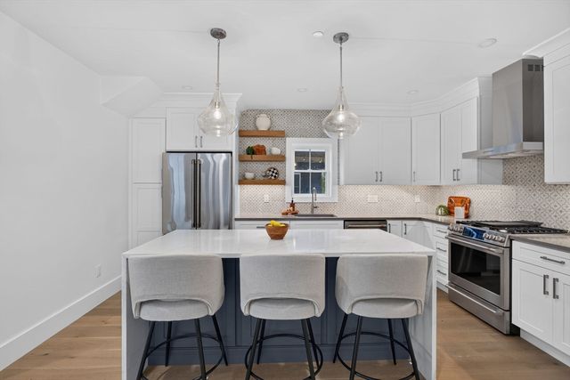 131 Hudson Street 1, Somerville, MA 02144