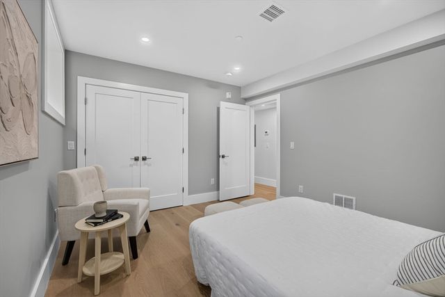 131 Hudson Street 1, Somerville, MA 02144