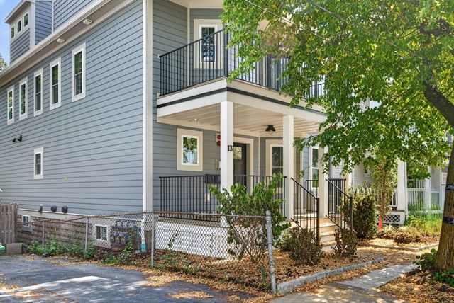 131 Hudson Street 1, Somerville, MA 02144