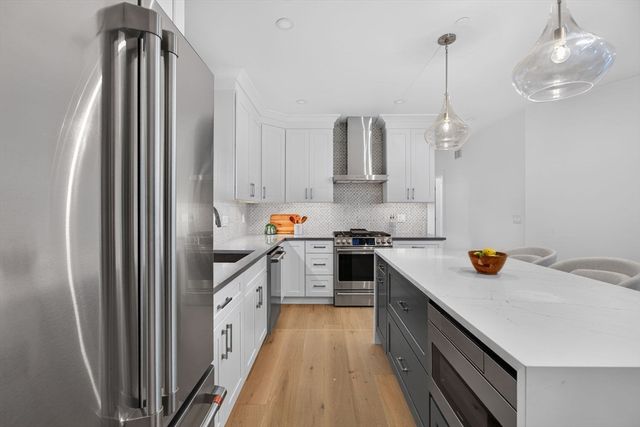131 Hudson Street 1, Somerville, MA 02144