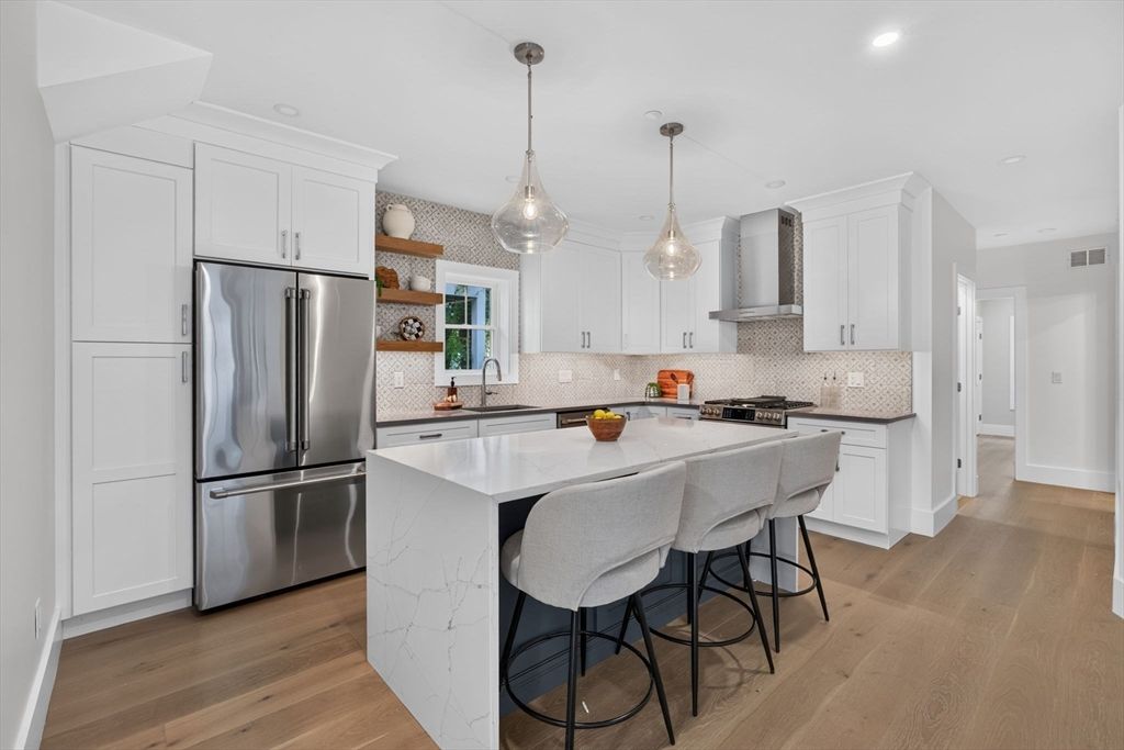 131 Hudson Street 1, Somerville, MA 02144