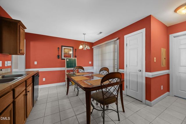 1917 Cambria Drive A, Greenville, NC 27834