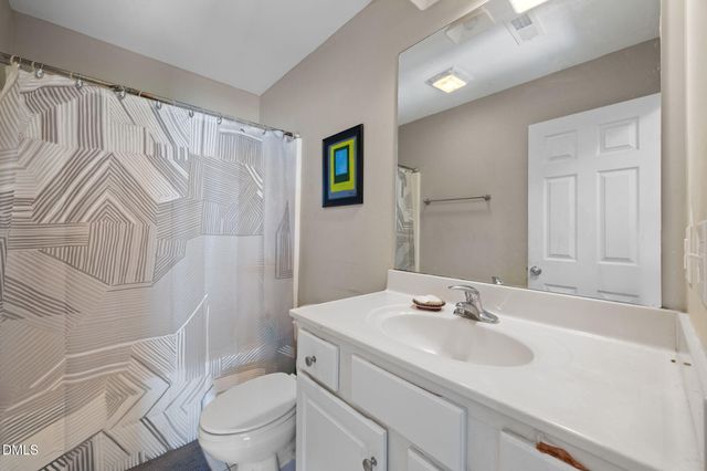 1917 Cambria Drive A, Greenville, NC 27834