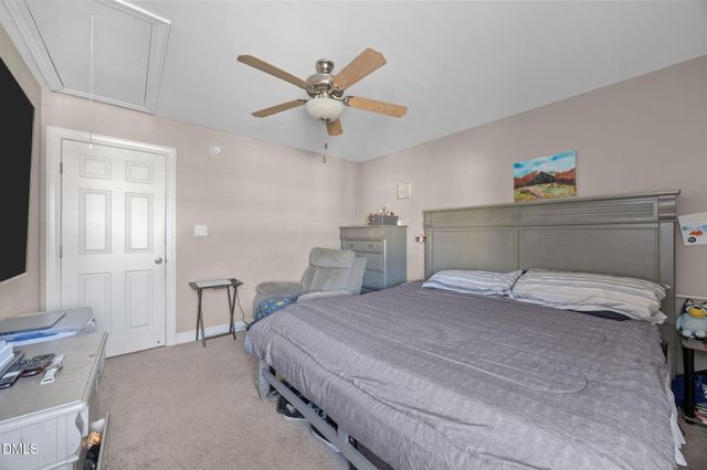 1917 Cambria Drive A, Greenville, NC 27834