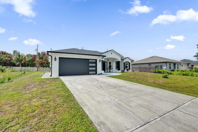 757 SW Jacoby Avenue, Port St. Lucie, FL 34953