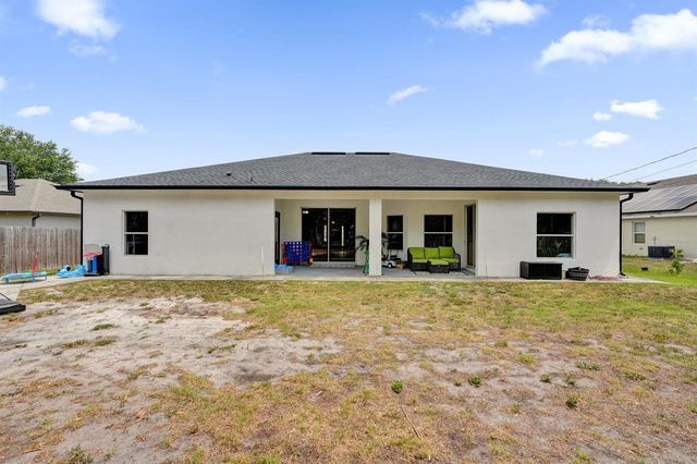757 SW Jacoby Avenue, Port St. Lucie, FL 34953