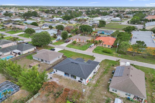 757 SW Jacoby Avenue, Port St. Lucie, FL 34953