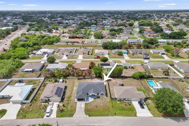 757 SW Jacoby Avenue, Port St. Lucie, FL 34953