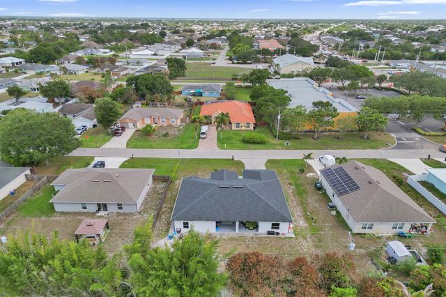 757 SW Jacoby Avenue, Port St. Lucie, FL 34953