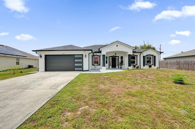 757 SW Jacoby Avenue, Port St. Lucie, FL 34953