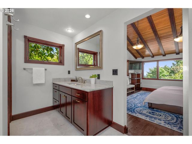 265 Nw ROYAL Blvd, Portland, OR 97210