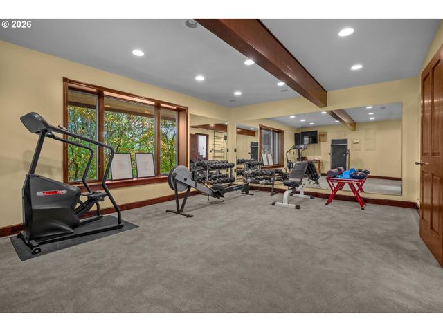 265 Nw ROYAL Blvd, Portland, OR 97210
