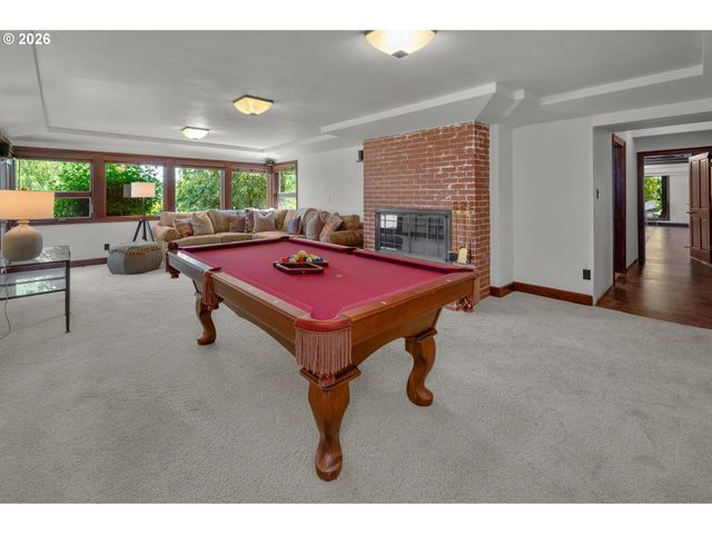 265 Nw ROYAL Blvd, Portland, OR 97210