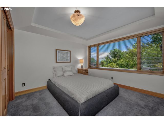 265 Nw ROYAL Blvd, Portland, OR 97210