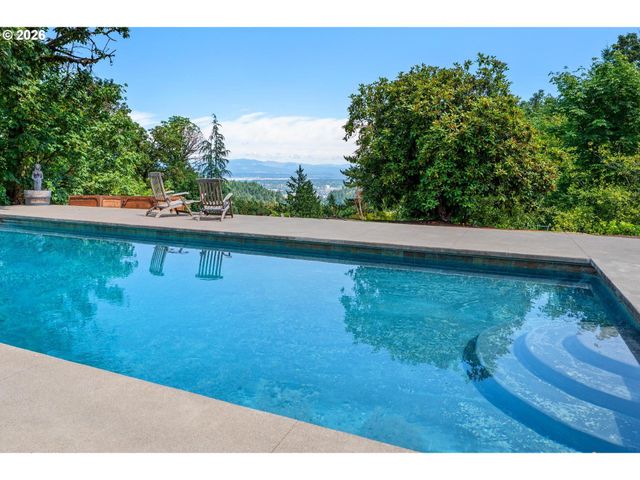 265 Nw ROYAL Blvd, Portland, OR 97210