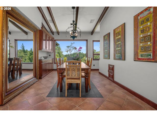 265 Nw ROYAL Blvd, Portland, OR 97210