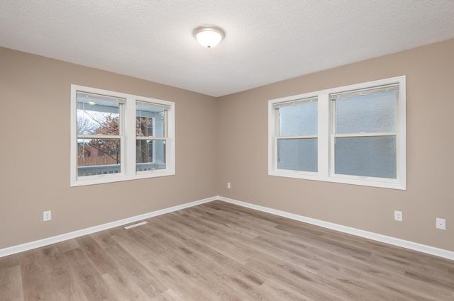 3011 Fremont Avenue N, Minneapolis, MN 55411