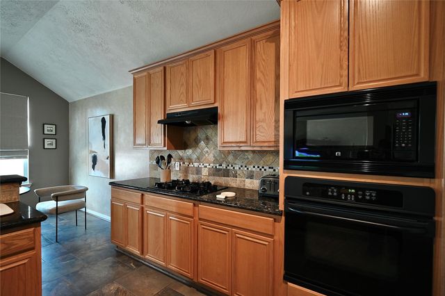 8163 Dune Brook Drive, Houston, TX 77089