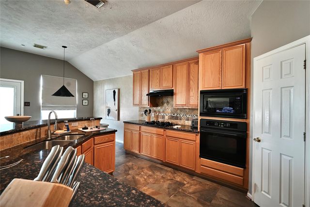 8163 Dune Brook Drive, Houston, TX 77089