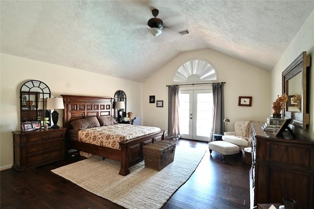 8163 Dune Brook Drive, Houston, TX 77089