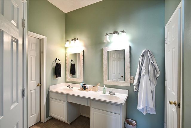 8163 Dune Brook Drive, Houston, TX 77089