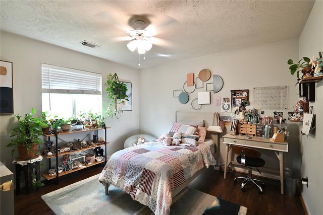 8163 Dune Brook Drive, Houston, TX 77089